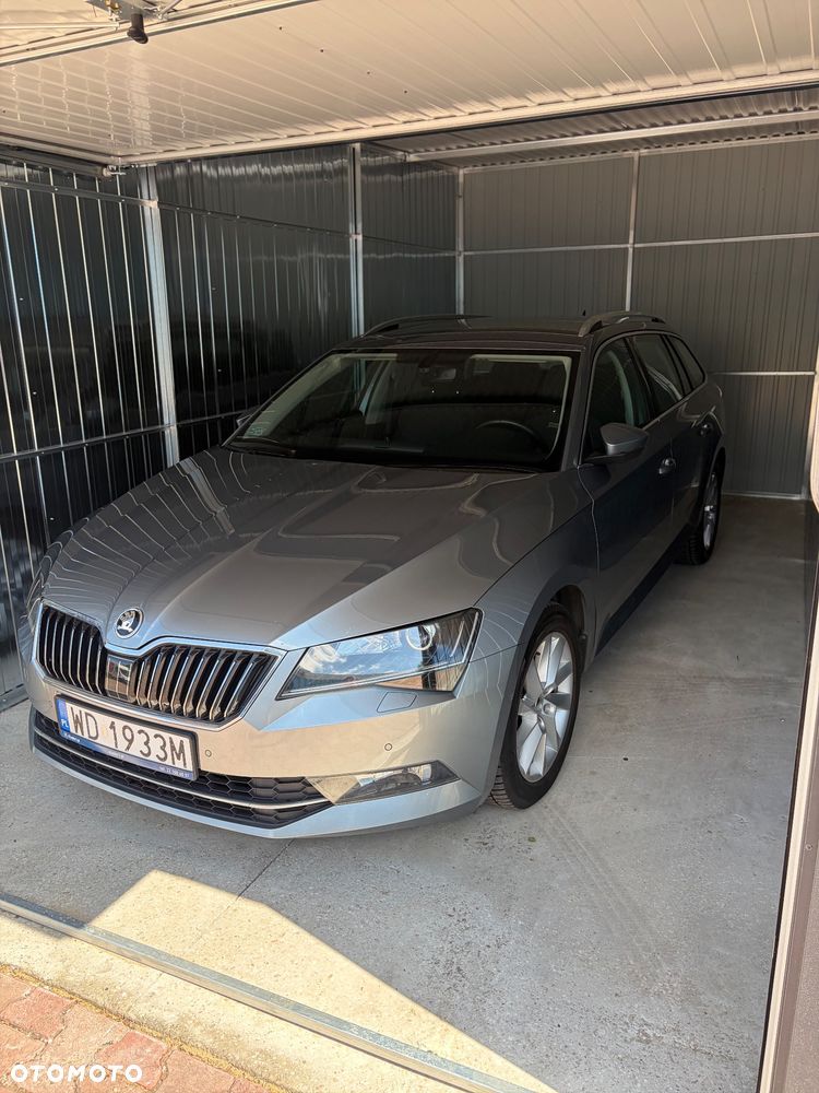 Skoda Superb 1.5 TSI ACT Ambition DSG - 35