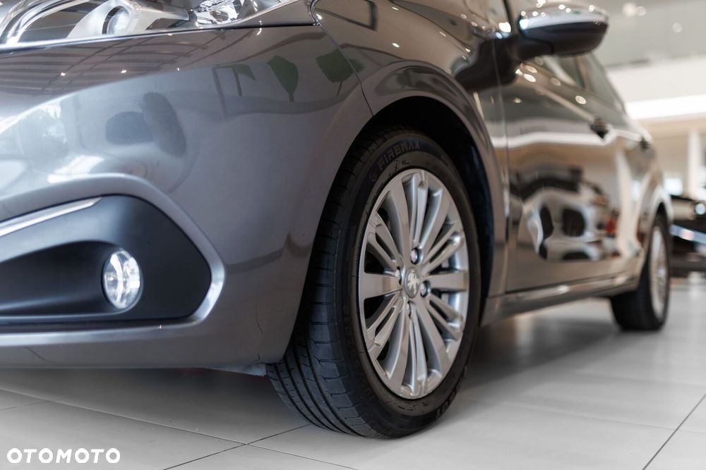 Peugeot 208 1.2 PureTech GPF Signature S&S - 14