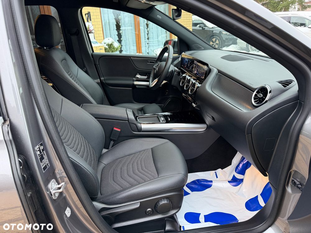 Mercedes-Benz Klasa B 200 d Progressive 8G-DCT - 22