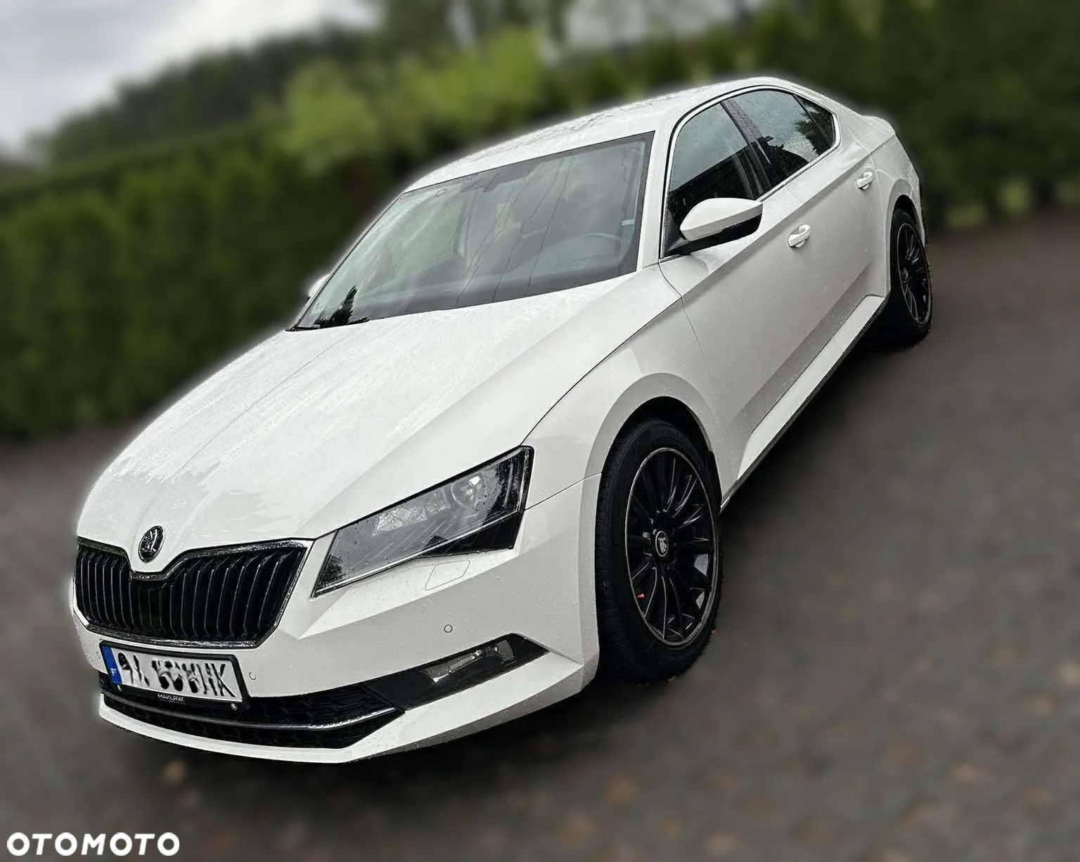 Skoda Superb 2.0 TDI Active DSG - 1