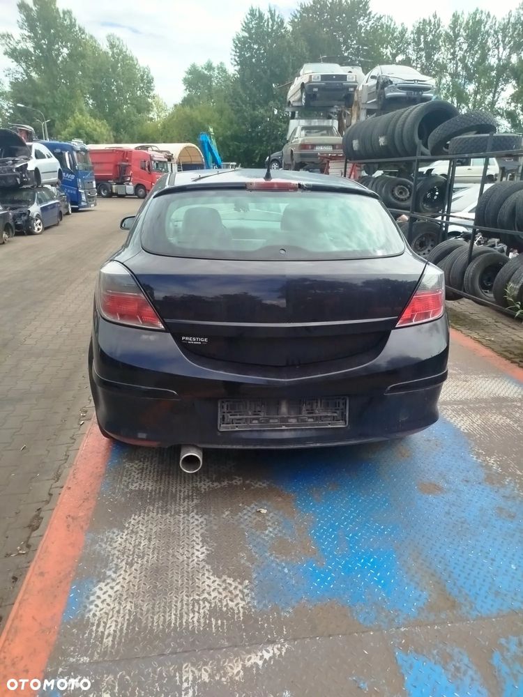 Opel Astra H na części. - 11