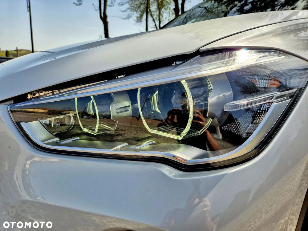BMW X1 sDrive18d xLine - 26