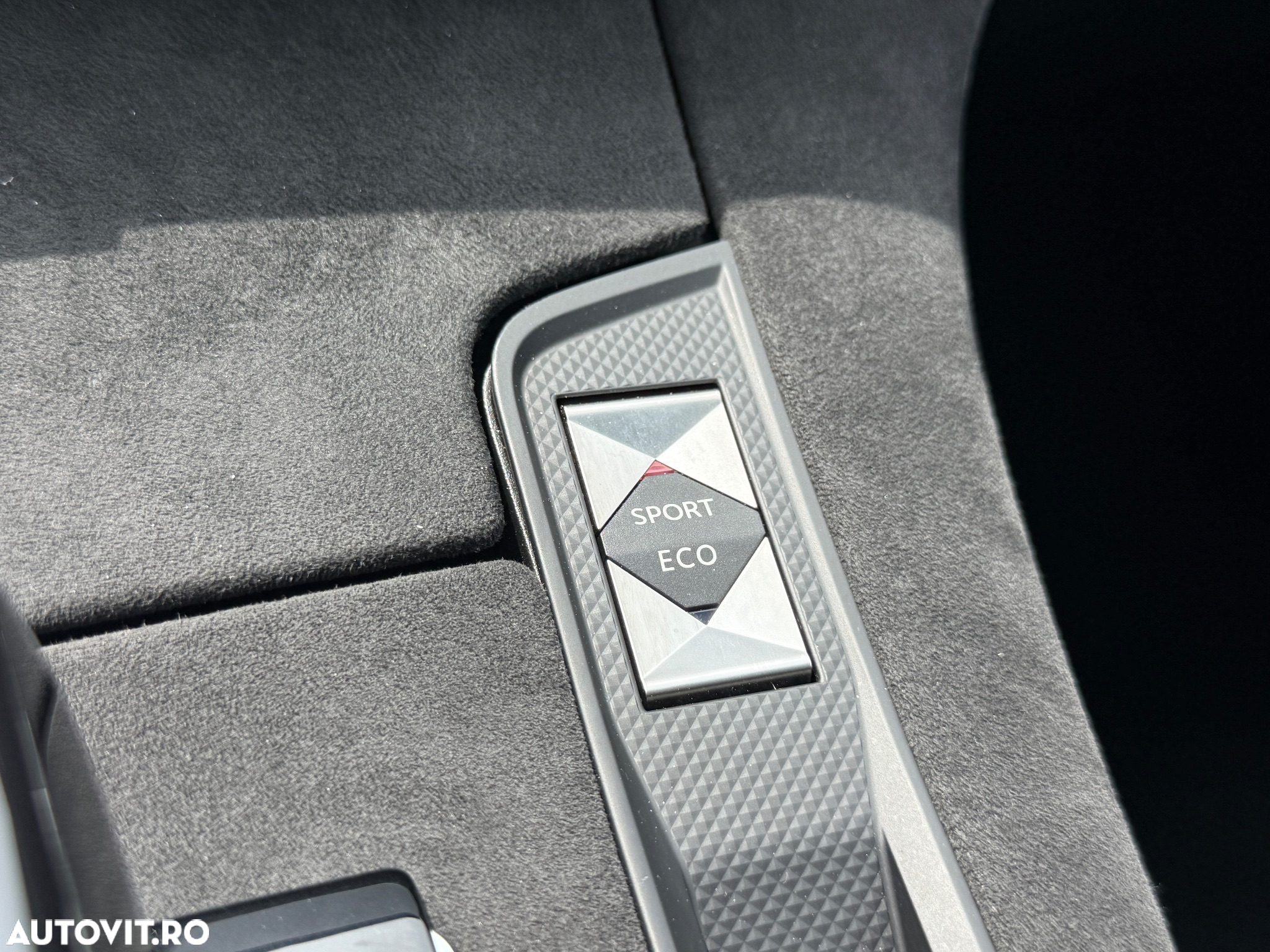 DS Automobiles DS 7 Crossback - 22