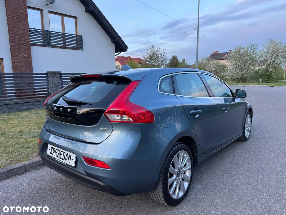Volvo V40 D2 Summum - 26