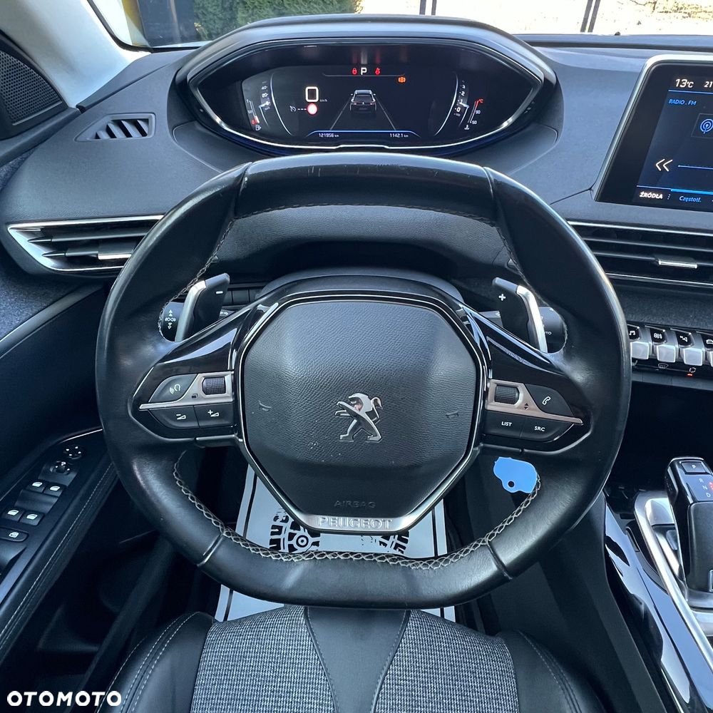 Peugeot 5008 1.5 BlueHDi Allure S&S EAT8 - 37