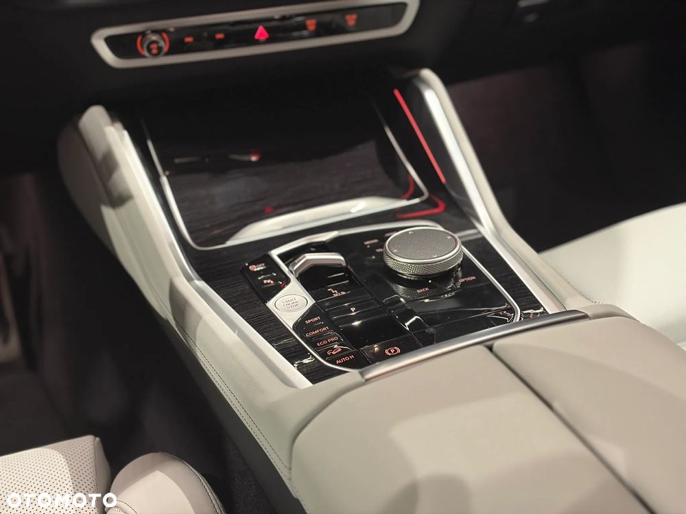 BMW X6 xDrive30d mHEV - 22