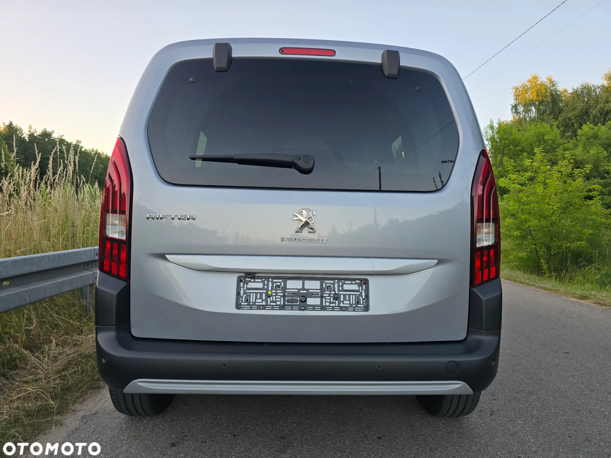 Peugeot Rifter BlueHDI 100 L1 Allure - 14