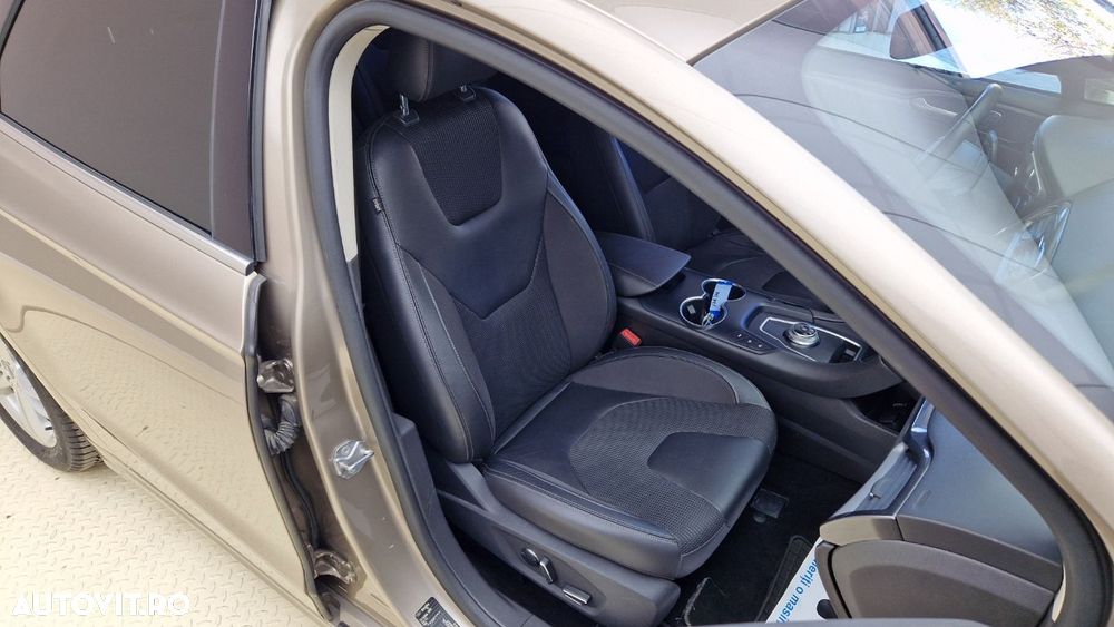 Ford Mondeo - 17
