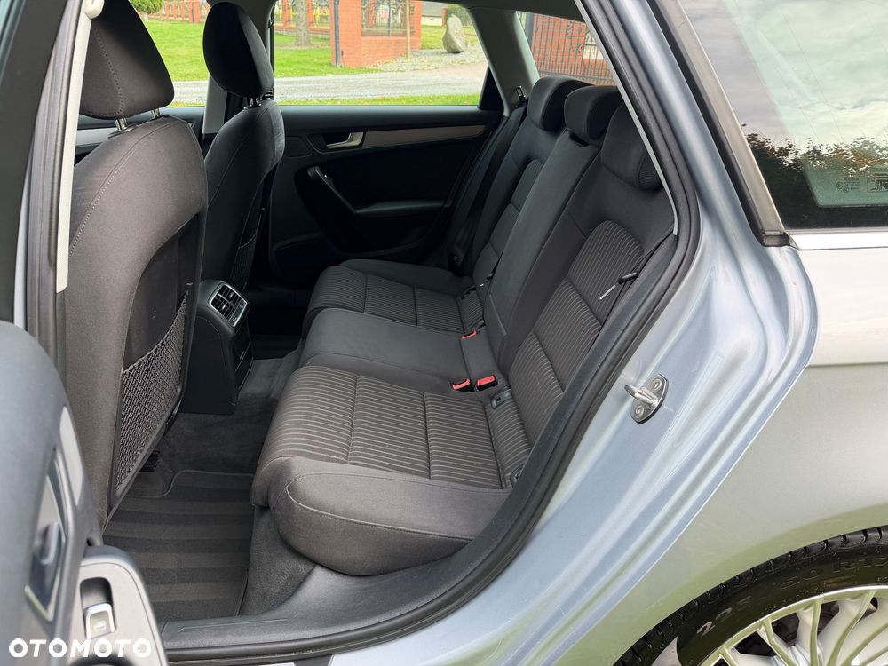Audi A4 Avant 2.0 TDI DPF Attraction - 13