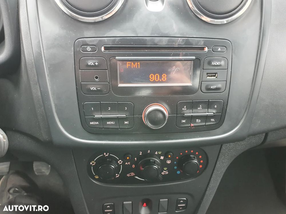 Dacia Logan 1.5 dCi Preference - 16