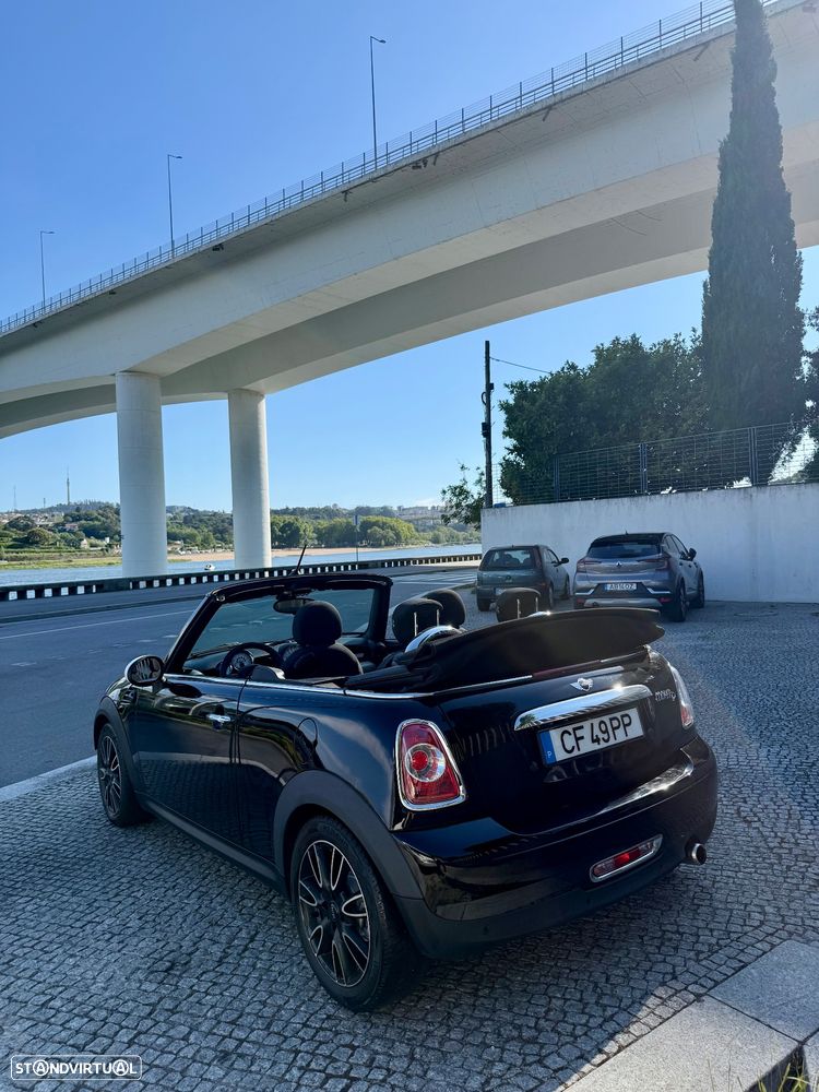 MINI Cabrio Cooper D - 11