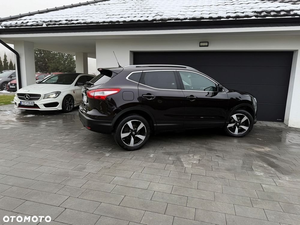Nissan Qashqai 1.2 DIG-T N-Connecta EU6 - 14