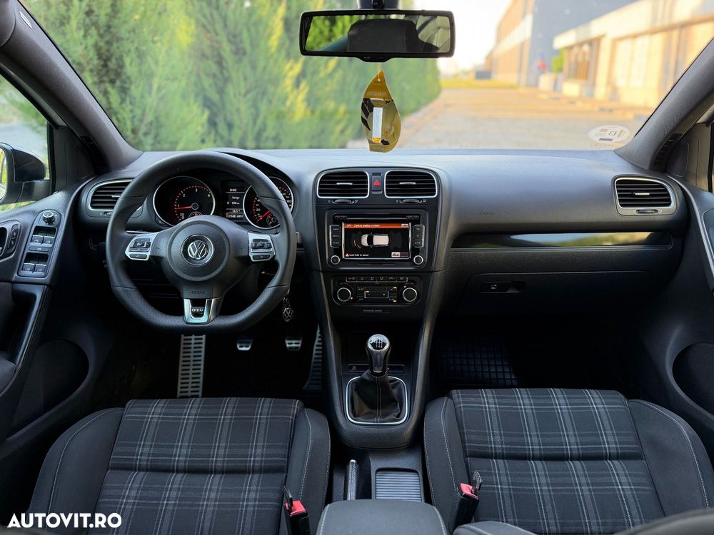 Volkswagen Golf 2.0 TDI DPF GTD - 6