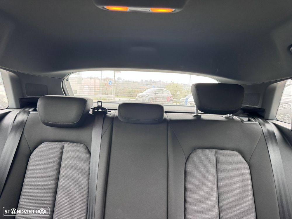 Audi A3 Sportback 30 TFSI S tronic - 11