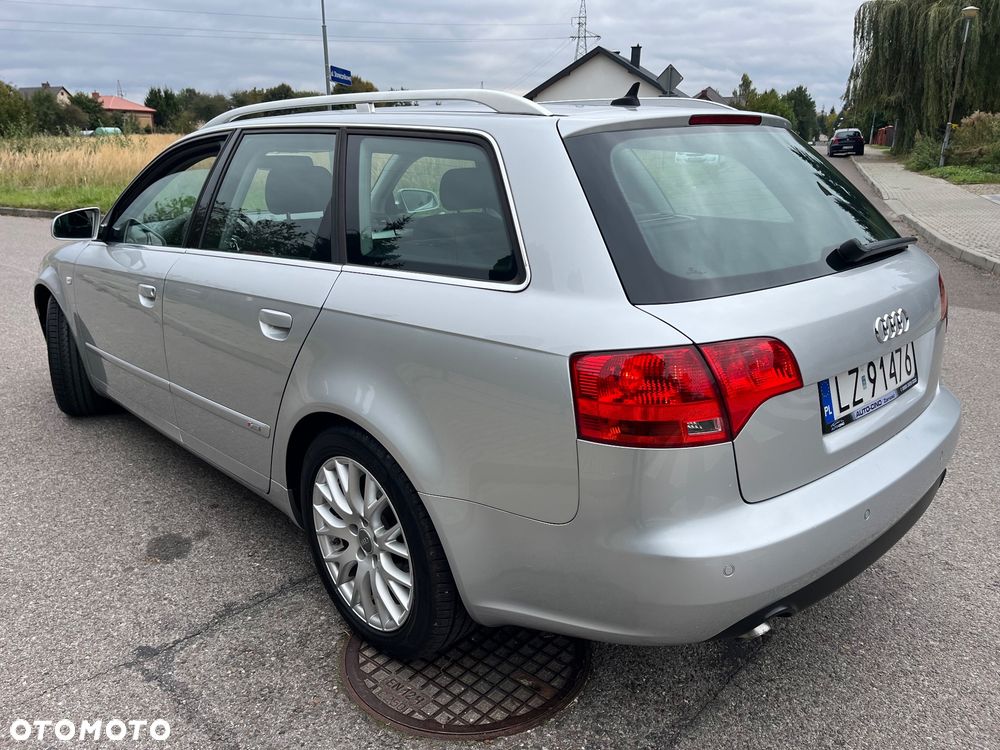 Audi A4 Avant 2.0 TDI - 11