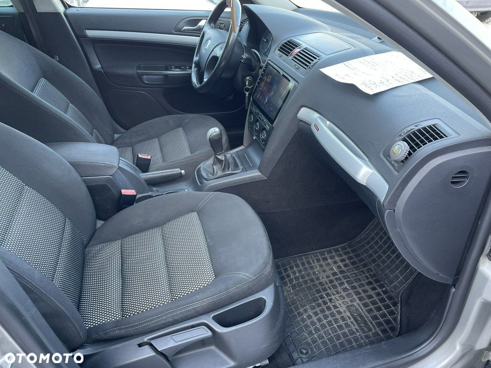 Skoda Octavia 2.0 TDI DPF 4x4 Scout - 14
