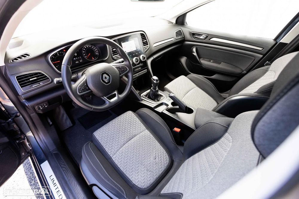 Renault Mégane Sport Tourer 1.5 Blue dCi Limited - 28