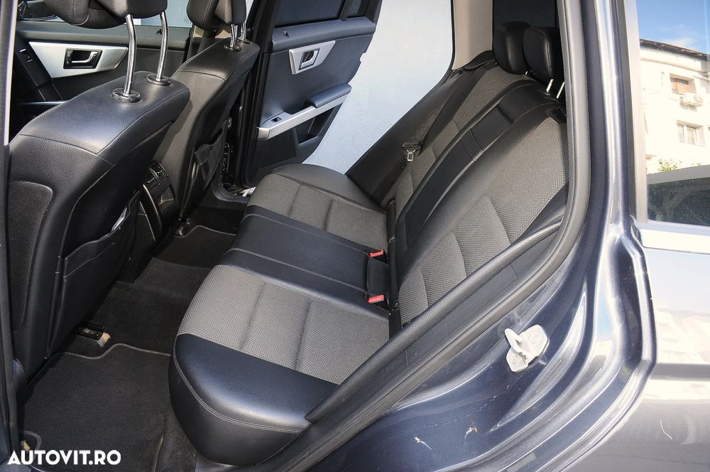 Mercedes-Benz GLK 220 CDI DPF 4Matic BlueEFFICIENCY 7G-TRONIC SPORT EDITION - 12