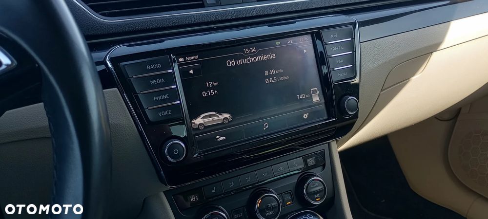 Skoda Superb 2.0 TSI L&K DSG - 28