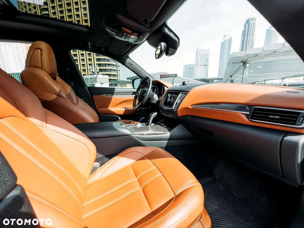 Maserati Levante - 8