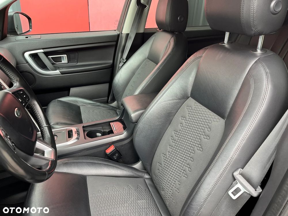 Land Rover Discovery Sport TD4 HSE Luxury - 15