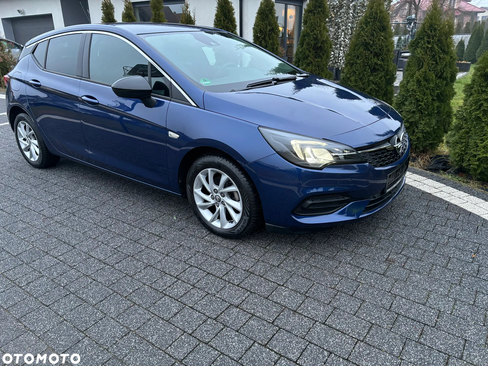 Opel Astra 1.2 Turbo Elegance - 24
