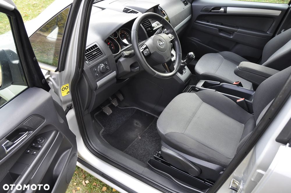Opel Zafira 1.8 Active - 9