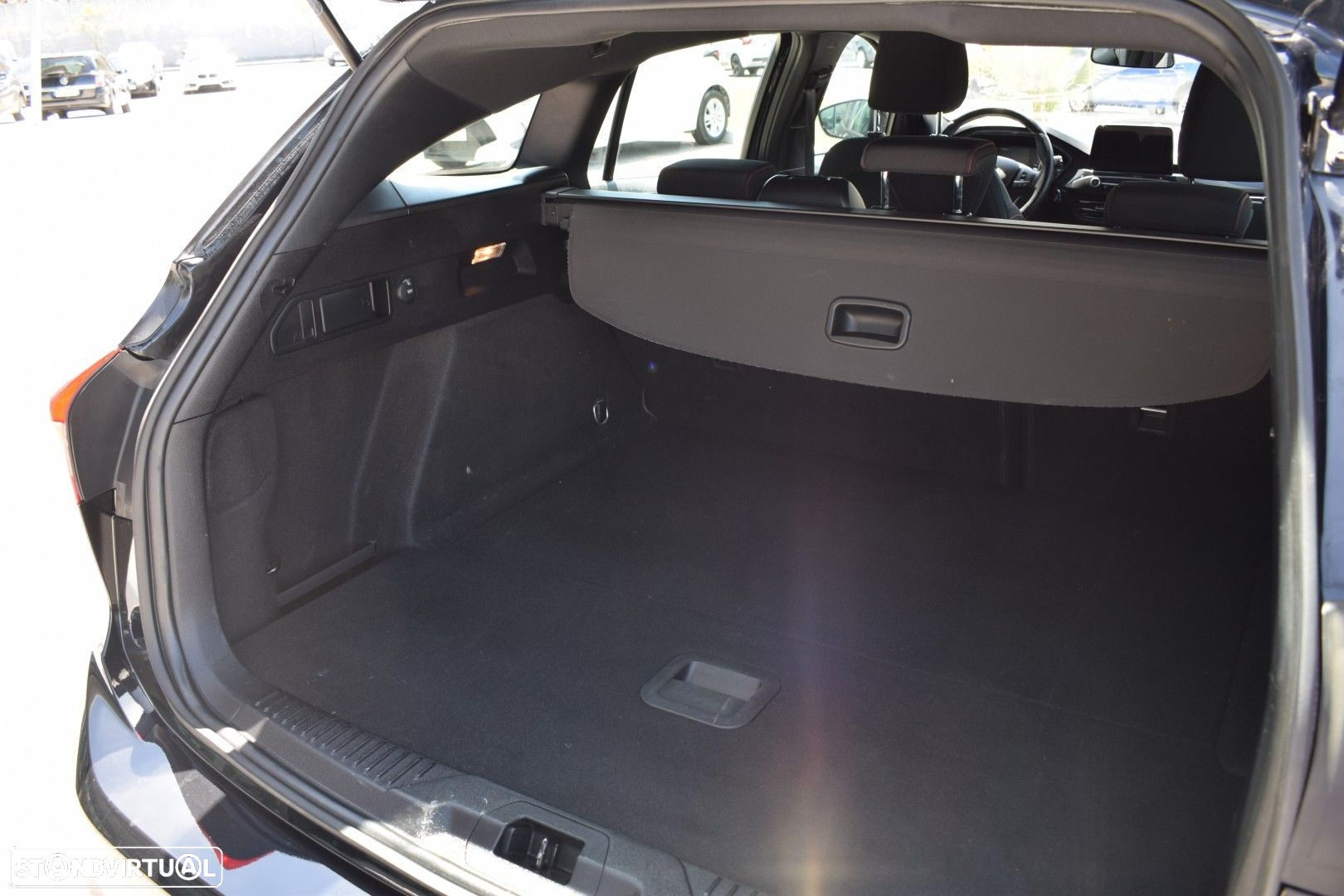 Ford Focus 1.5 TDCi EcoBlue ST-Line Aut. - 45