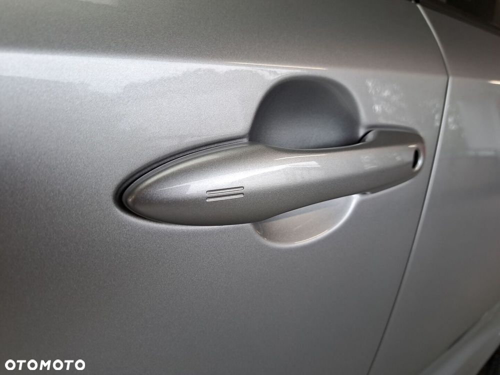 Toyota Corolla 1.8 Hybrid Comfort - 38