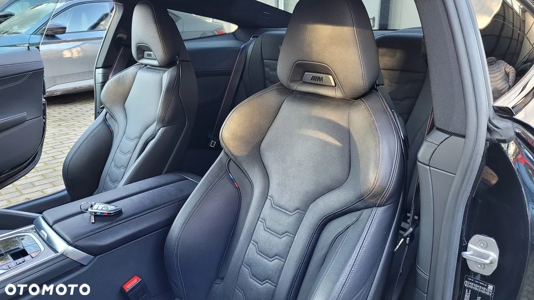 BMW Seria 8 840d xDrive - 24