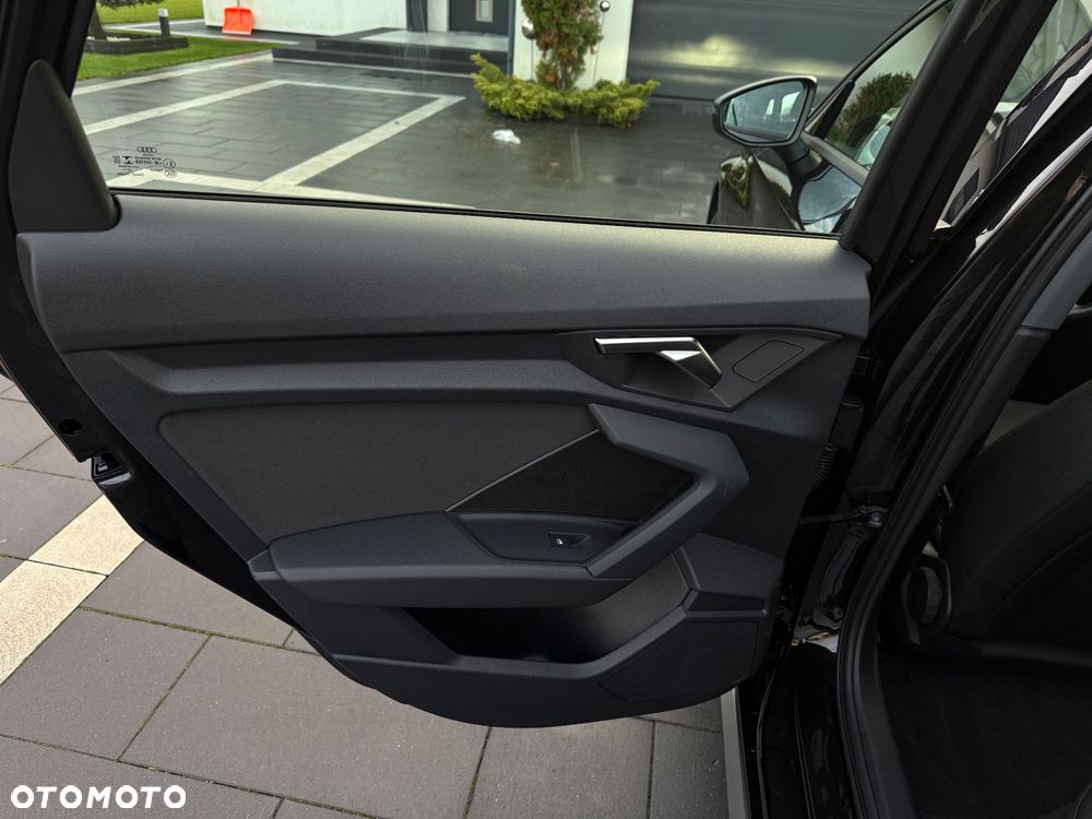 Audi A3 Sportback 40 TFSIe S tronic S line - 24