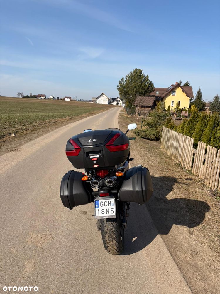Yamaha FZ6 - 3
