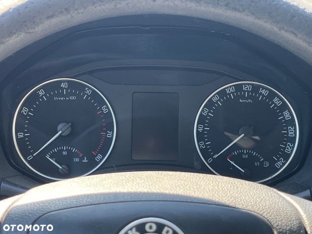 Skoda Octavia 1.4 TSI Ambiente - 13