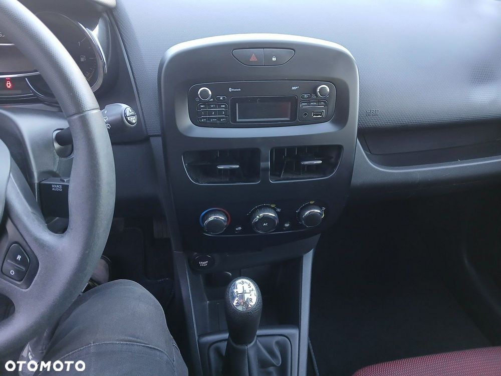 Renault Clio 1.2 16V Alize - 16