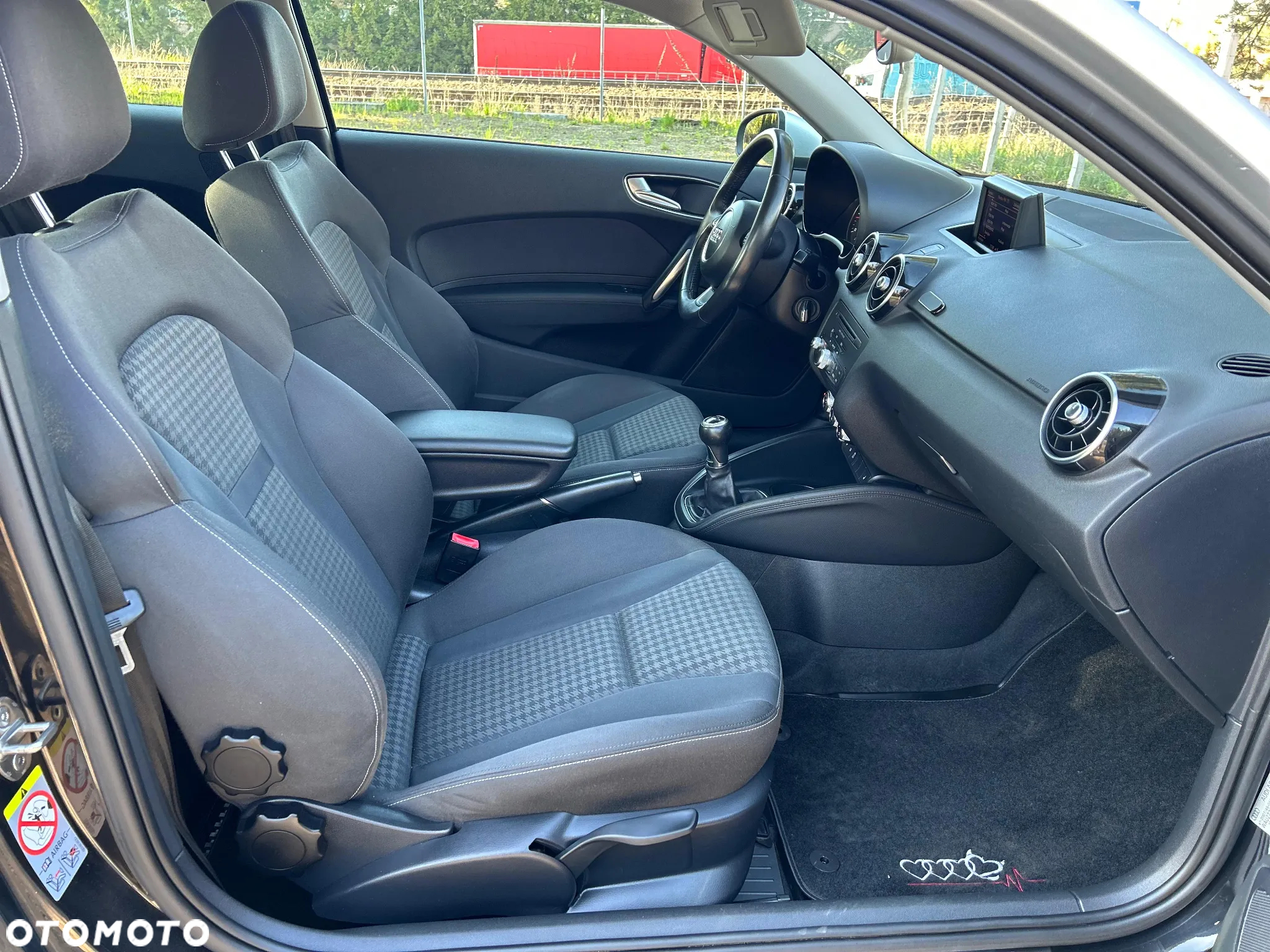 Audi A1 1.6 TDI Ambition - 14