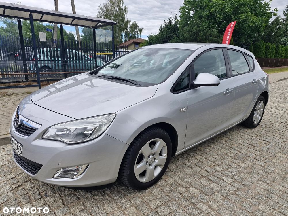 Opel Astra - 2