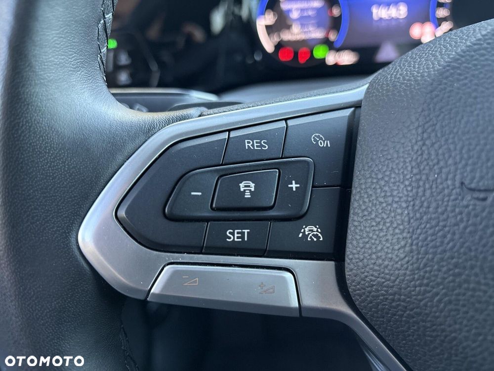 Volkswagen Golf Variant - 14