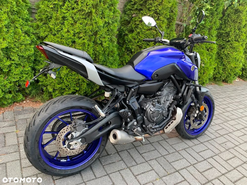 Yamaha MT - 2