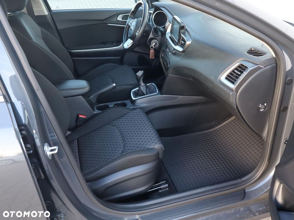 Kia Ceed 1.4 M - 7
