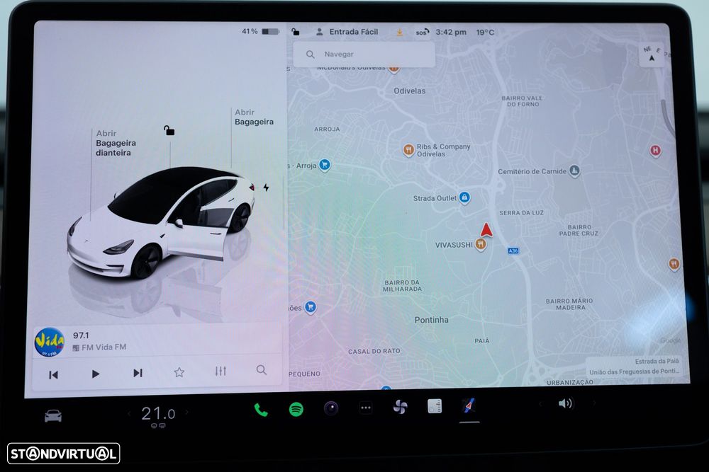 Tesla Model 3 Long-Range Dual Motor AWD - 28