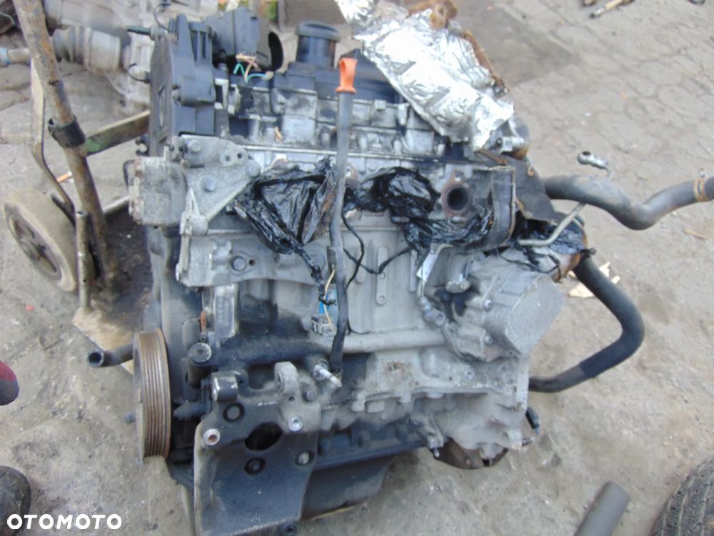 Silnik Peugeot 1,6 E HDI 9HY kod silnika - 6
