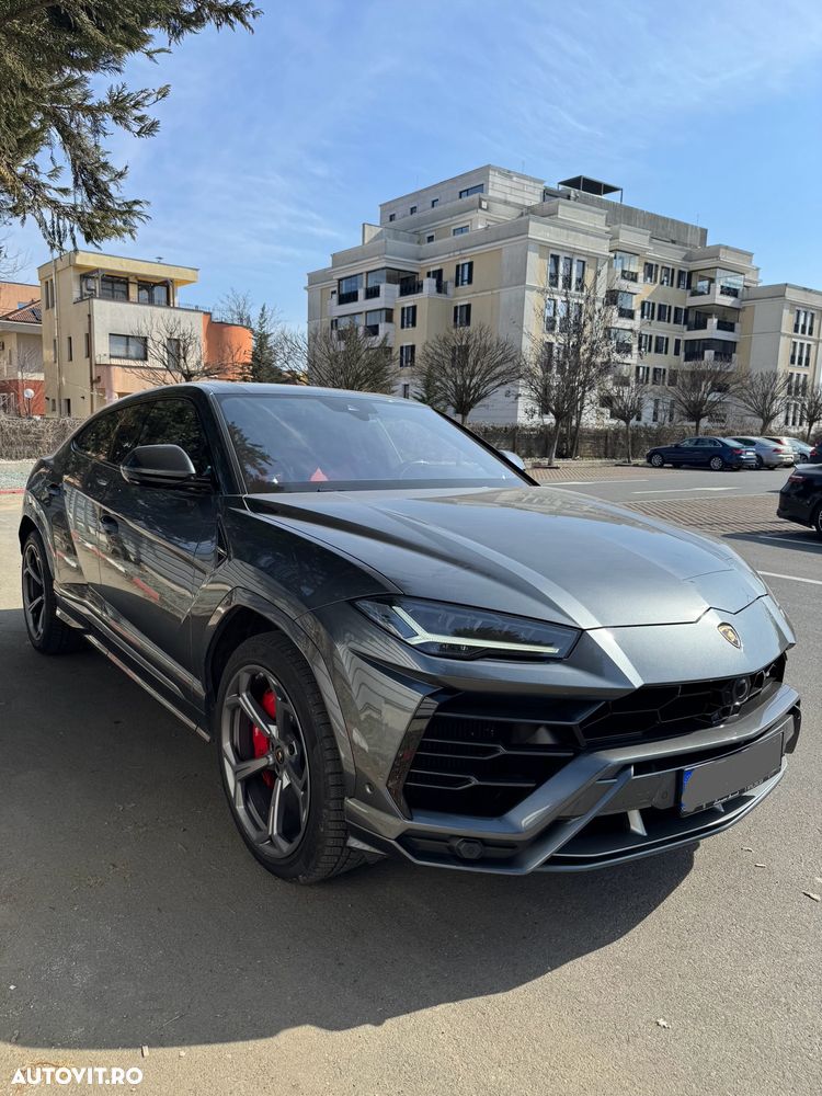 Lamborghini URUS - 1