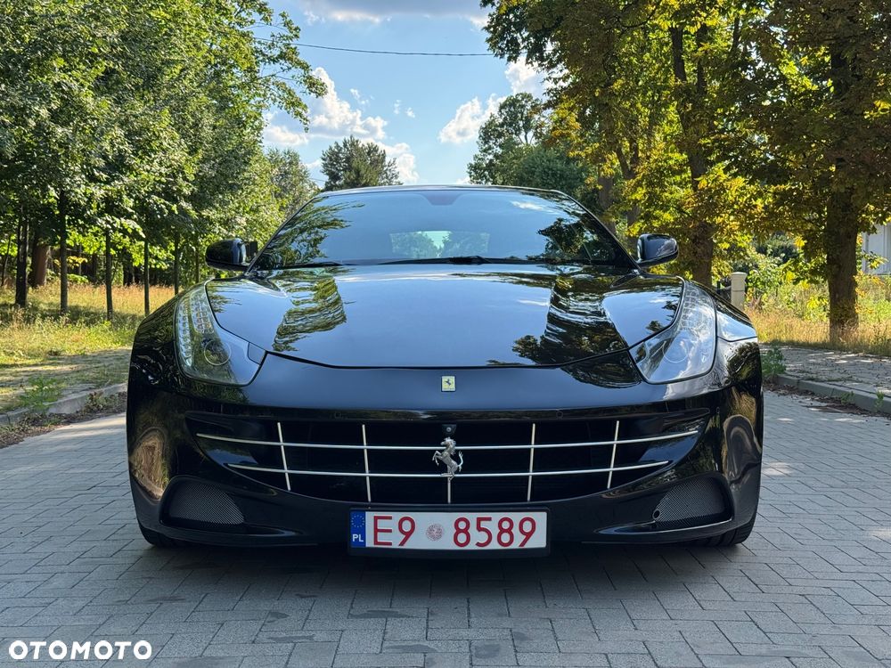 Ferrari FF - 2