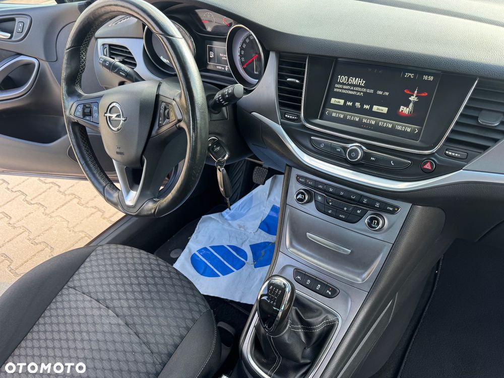 Opel Astra 1.4 T Dynamic - 13