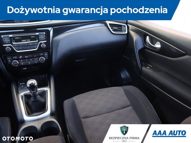 Nissan Qashqai - 10