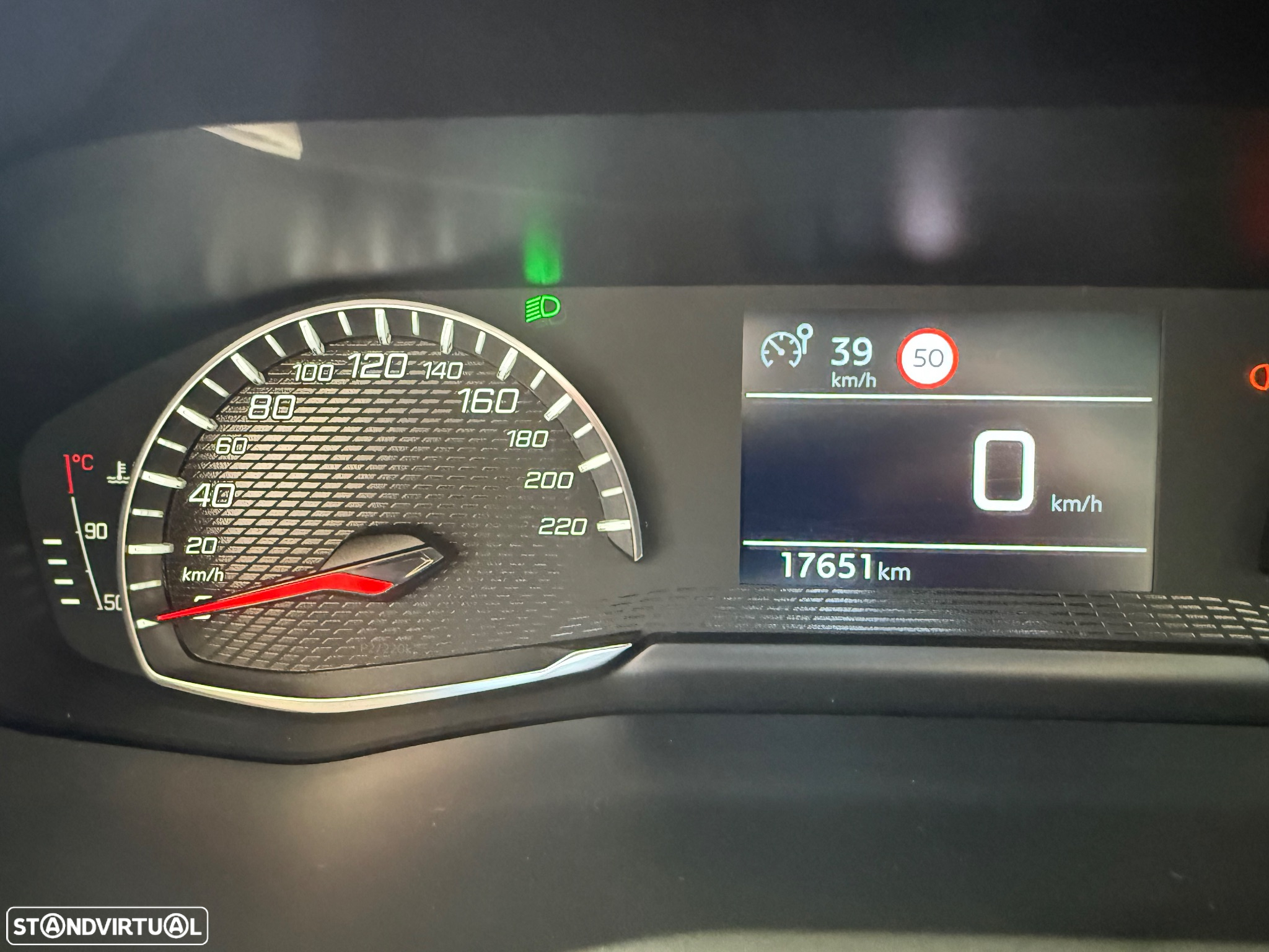 Peugeot 208 1.2 PureTech Active Pack - 50