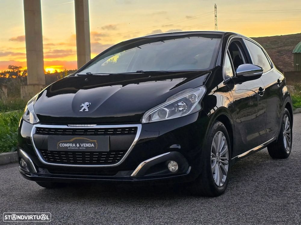 Peugeot 208 1.6 BlueHDi Style - 1
