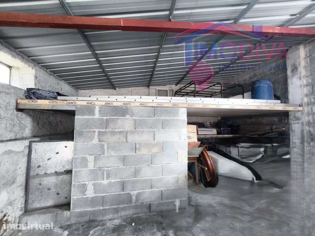 Garagem proximo de Figueiró dos Vinhos - Grande imagem: 5/10