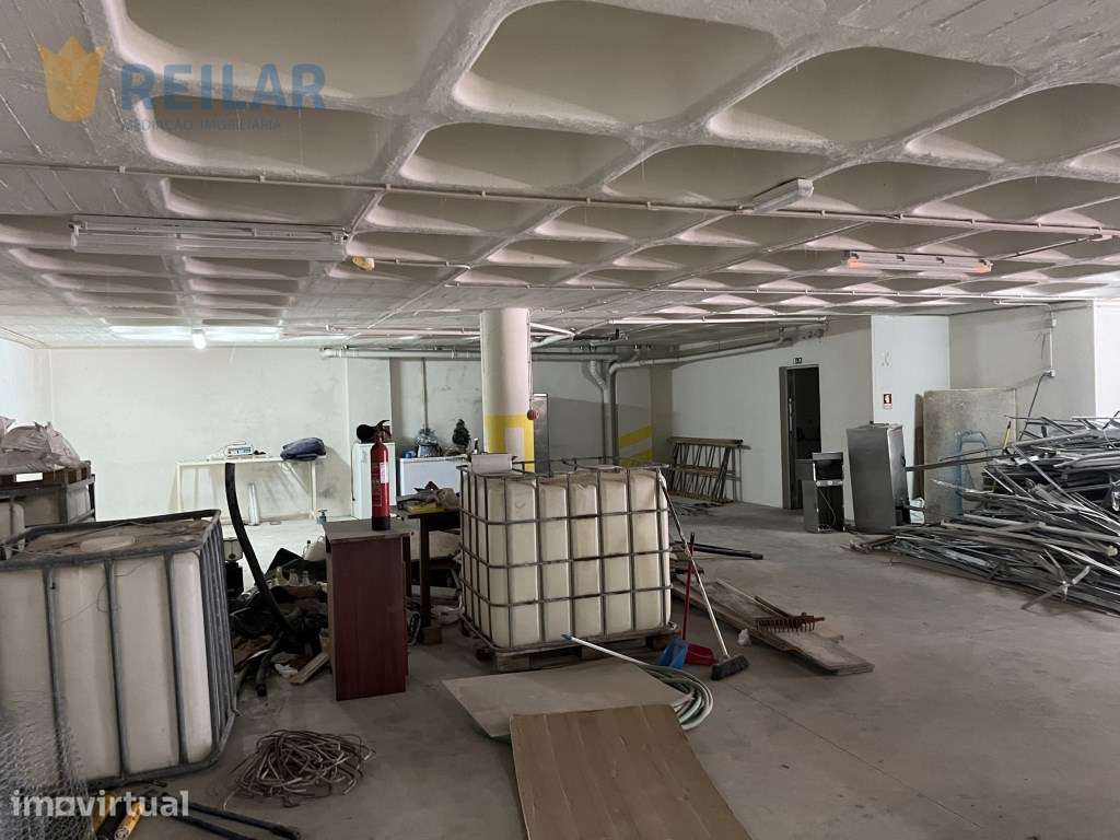 Vialonga - Armazém 800 m2 - Grande imagem: 3/7