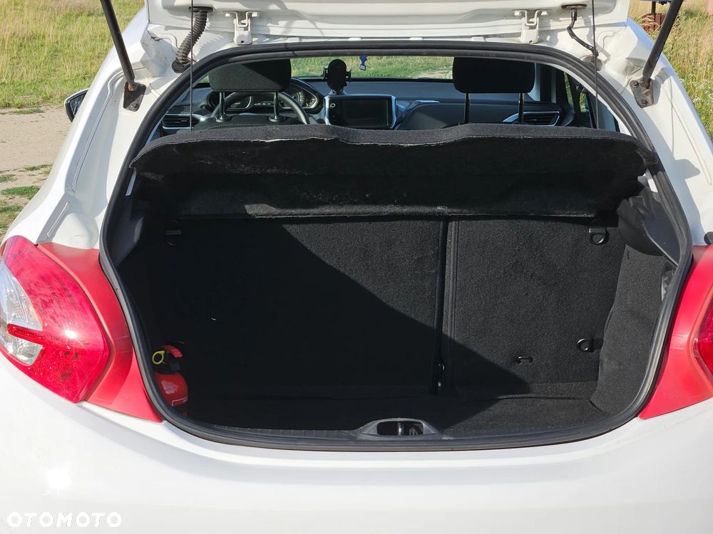 Peugeot 208 82 VTI Allure - 9